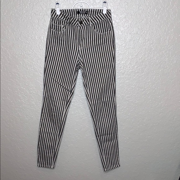 BNWOT Almost Famous High Rise Skinny striped jeans - Picture 1 of 7
